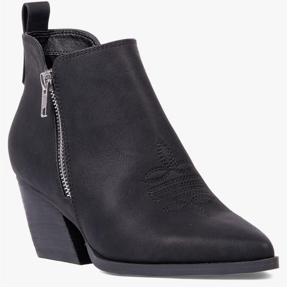 Women’s Dolce Vita Kiki Bootie, size 9.5